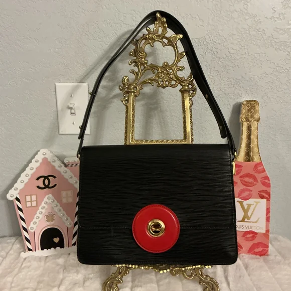 Louis Vuitton Black and Red Shoulder Bag - Picture 1 of 9